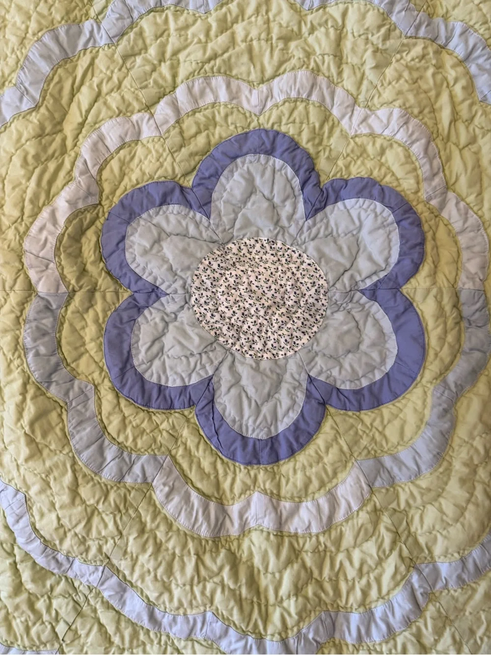 NWOT Pottery Barn Kids Baby Crib Quilt 46 In Flower Can Be Used As Tablecloth